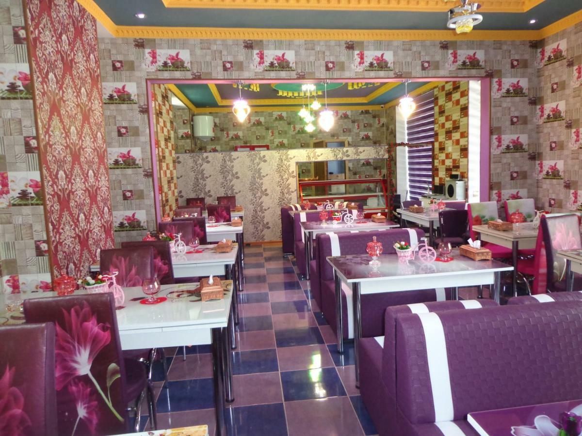 Bed and Breakfast Tubram S Ailəvi Qonaq Evi Şǝki Esterno foto