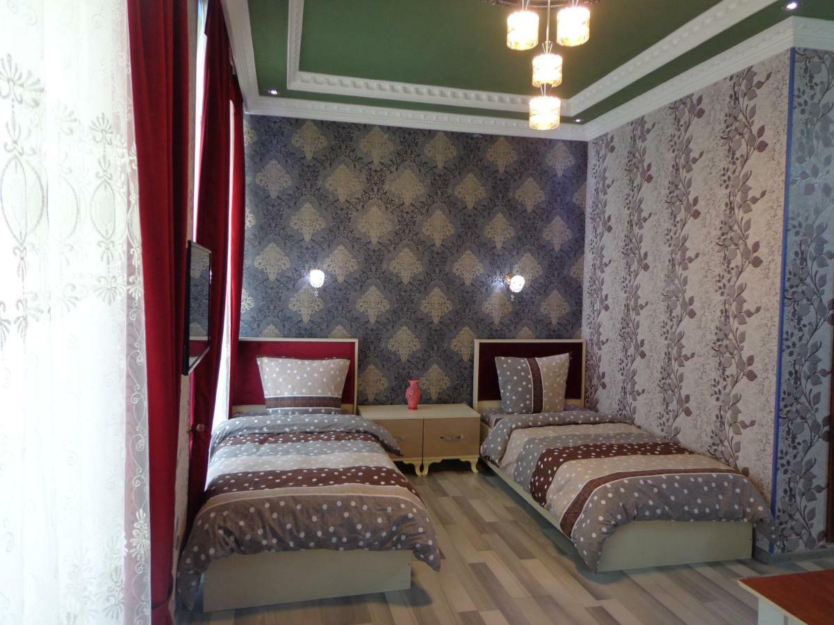 Bed and Breakfast Tubram S Ailəvi Qonaq Evi Şǝki Esterno foto